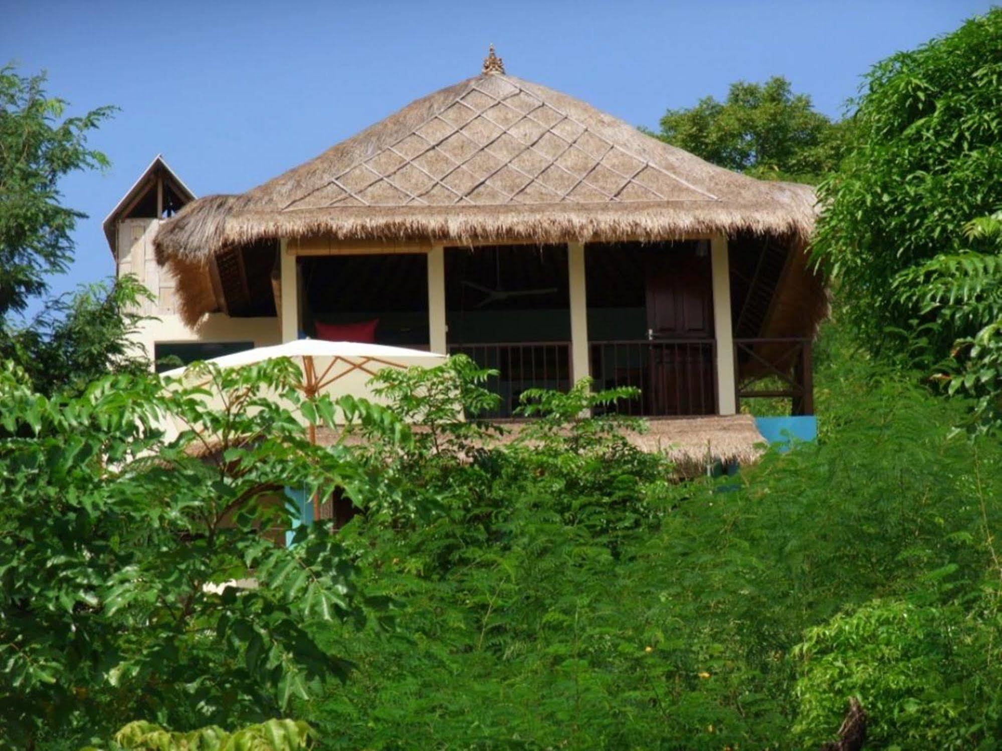 Villa Mimpi Manis 누사 렘봉안 외부 사진